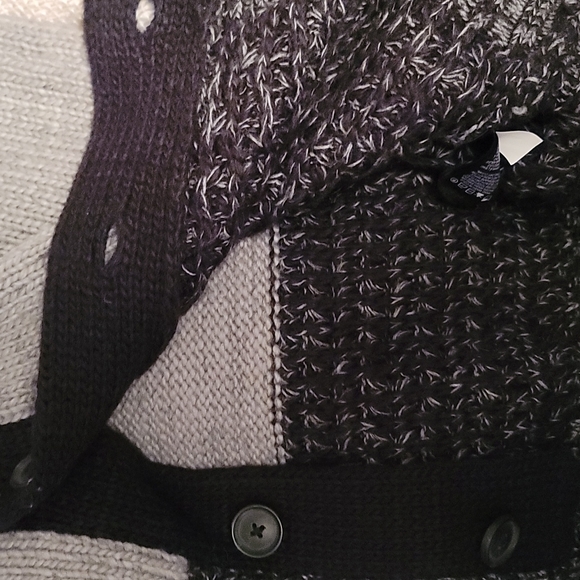 Rw & Co button up sweater - Picture 7 of 7